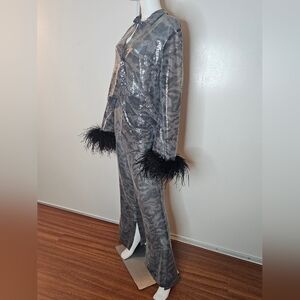 Onalaja 2pc Set w/ Sequins Cici Horng Shya Ostrich Feather Accents Size L